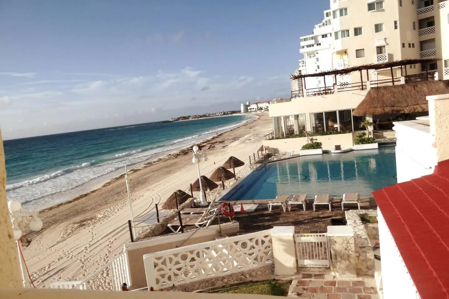 Cancun Plaza Condos 0*,  México